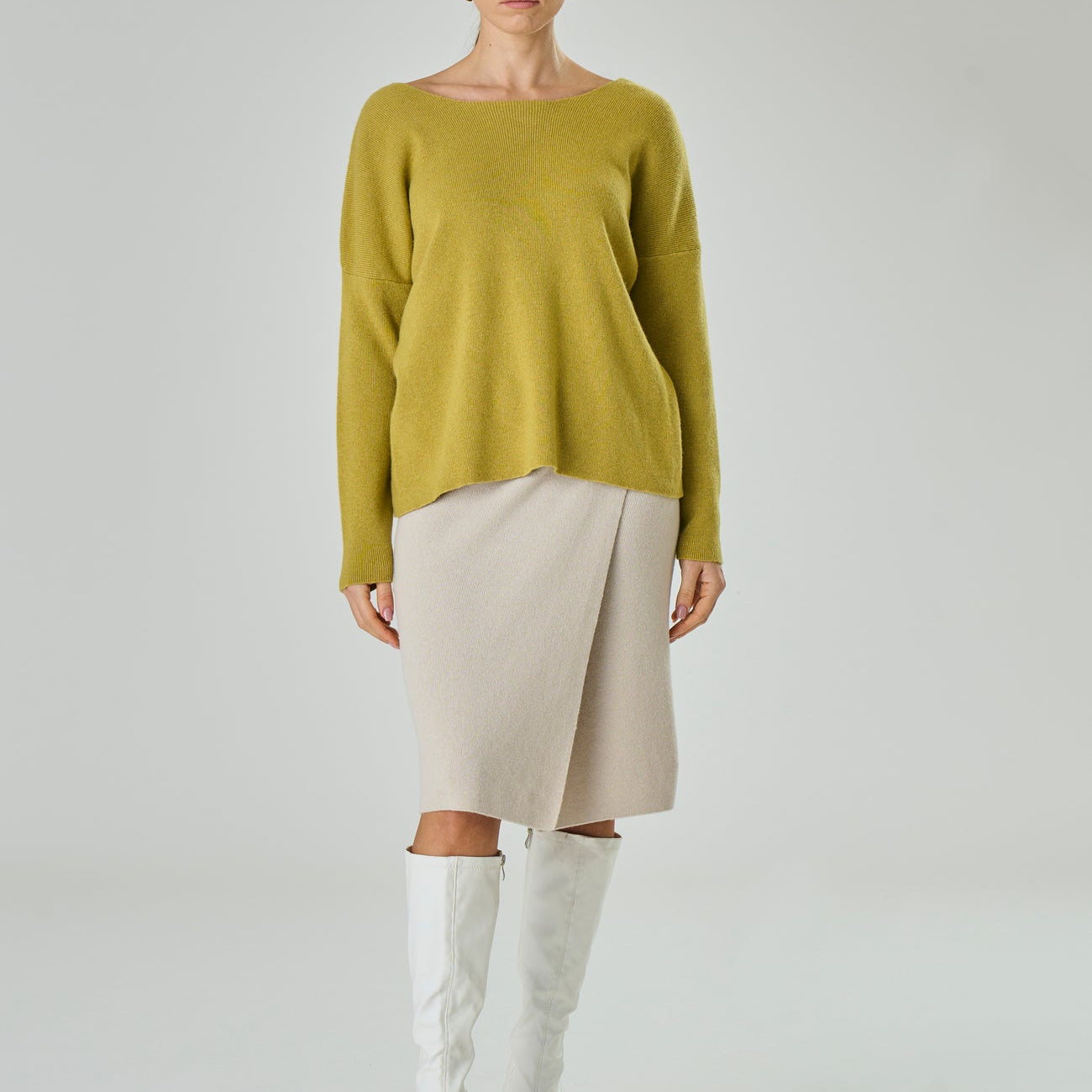 Maglia in misto Cashmere con incrocio sul retro - Andrea